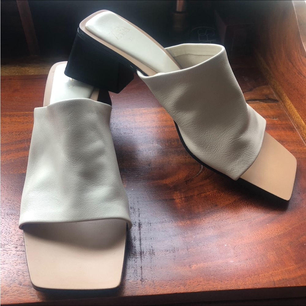 Zara neutral color slide, EU 37, perfect condition!
